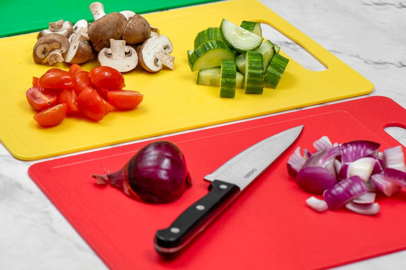 Chef Aid Poly Chopping Board 35 x 25cm Red