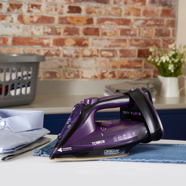 Tower Ceraglide Cord/Cordless Iron 2400w