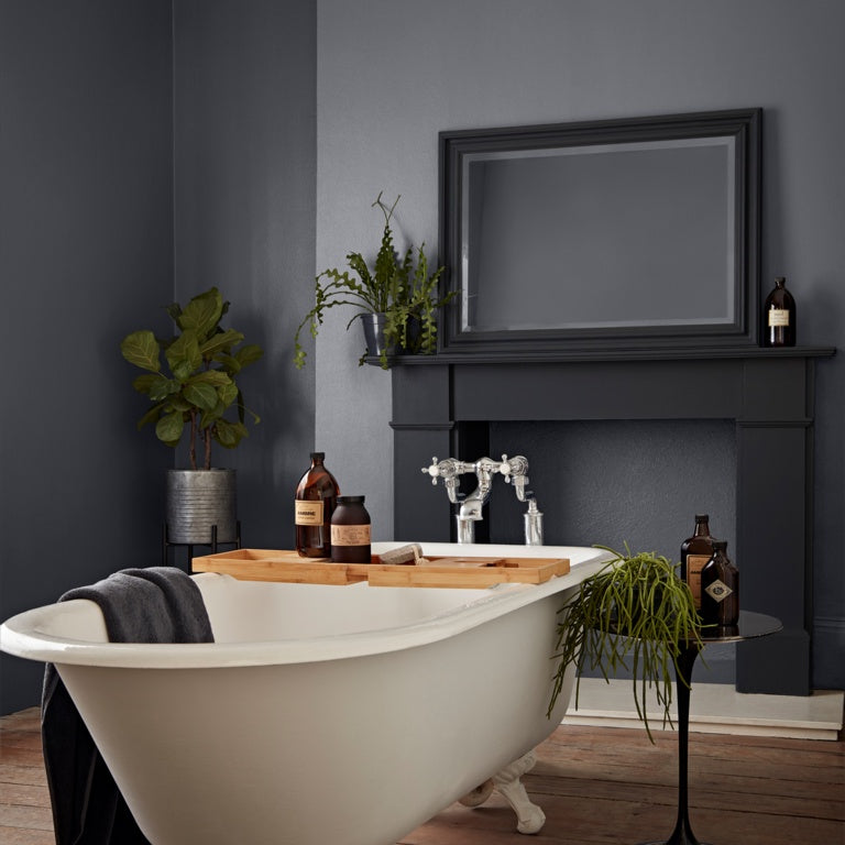 Crown Easyclean Bathroom Mid Sheen 2.5L Tin Bath