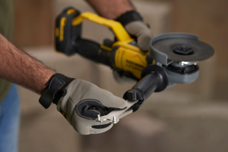 Stanley V20 Angle Grinder Kit 125mm 18v
