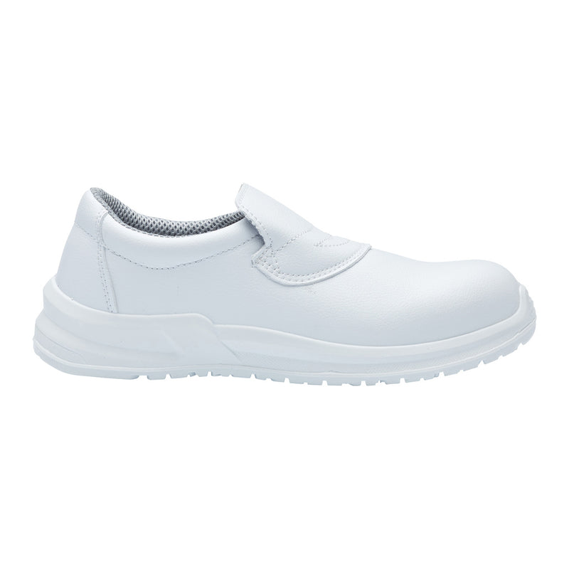Unbranded White Slip-On Shoe - size 6