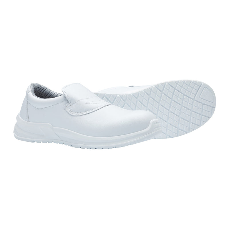 Unbranded White Slip-On Shoe - size 8
