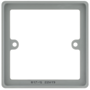 BG Electrical 800 Series - Single, 10mm square spacer