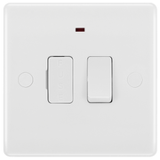 BG Electrical 800 Series - Switched and fused with indicator and flex outlet