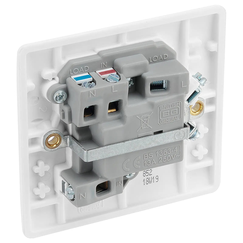 BG Electrical 800 Series - Switched and fused with indicator