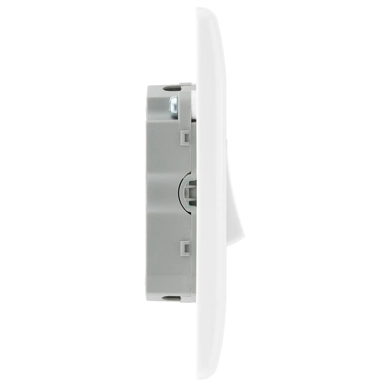 BG Electrical 800 Series - Triple, 2 way switch