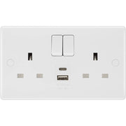 BG Electrical 800 Series - Double switched single pole, with USB A + C (12W)