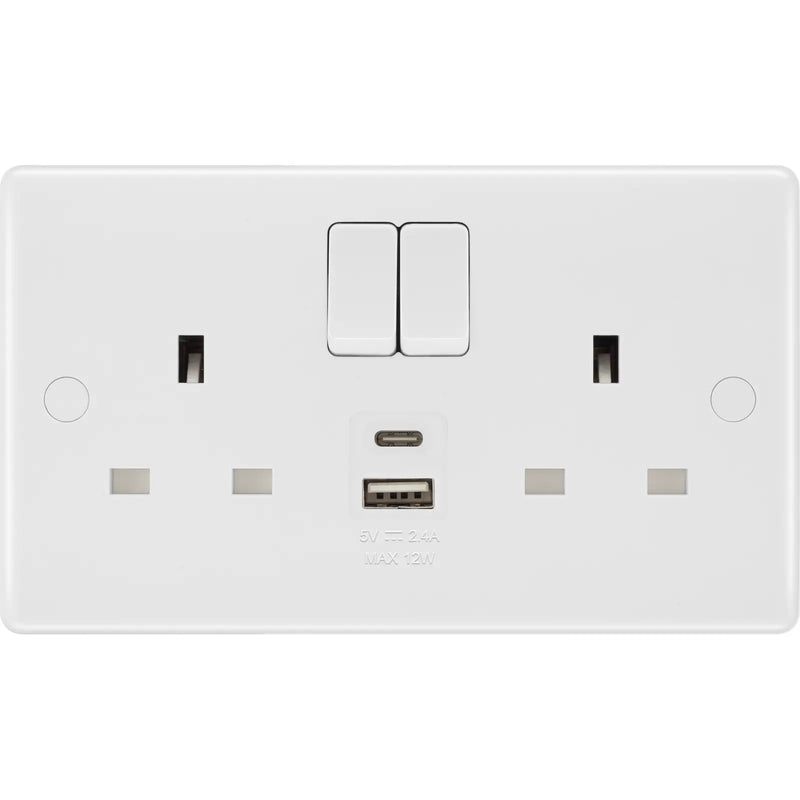 BG Electrical 800 Series - Double switched single pole, with USB A + C (12W)