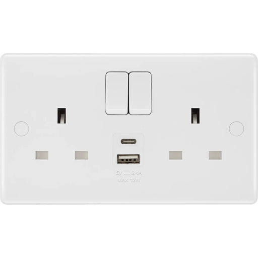 BG Electrical 800 Series - Double switched single pole, with USB A + C (12W)