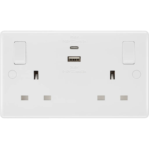 BG Electrical 800 Series - Double switched single pole, with USB A + C (22W)