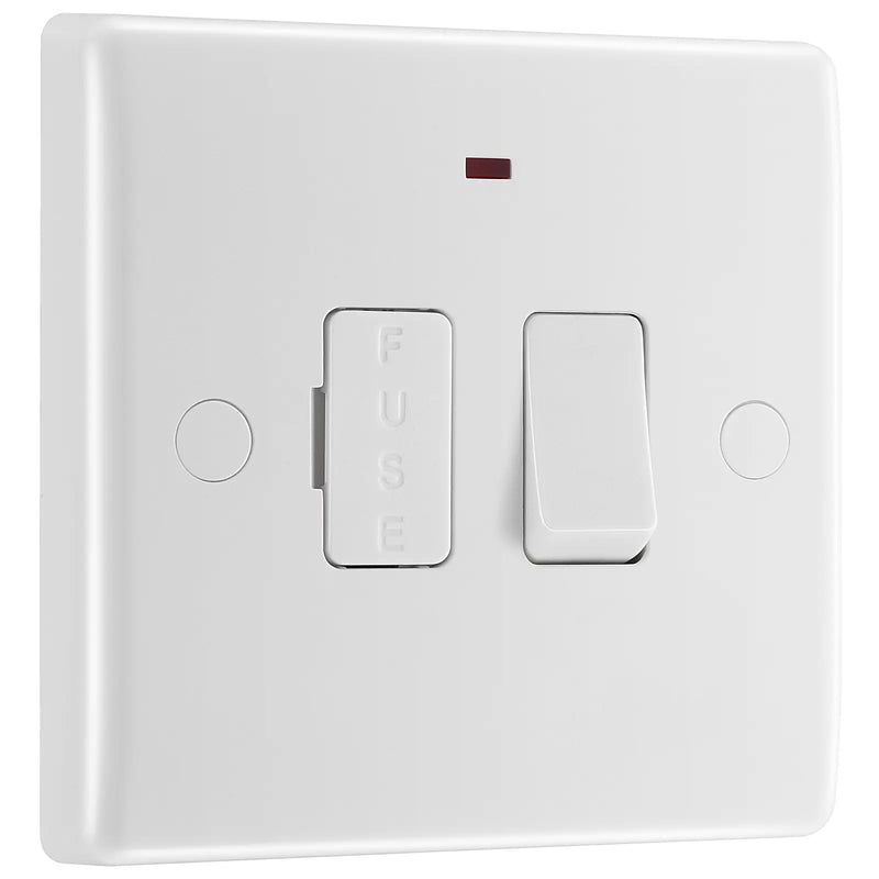 BG Electrical 800 Series - Switched and fused with indicator and flex outlet
