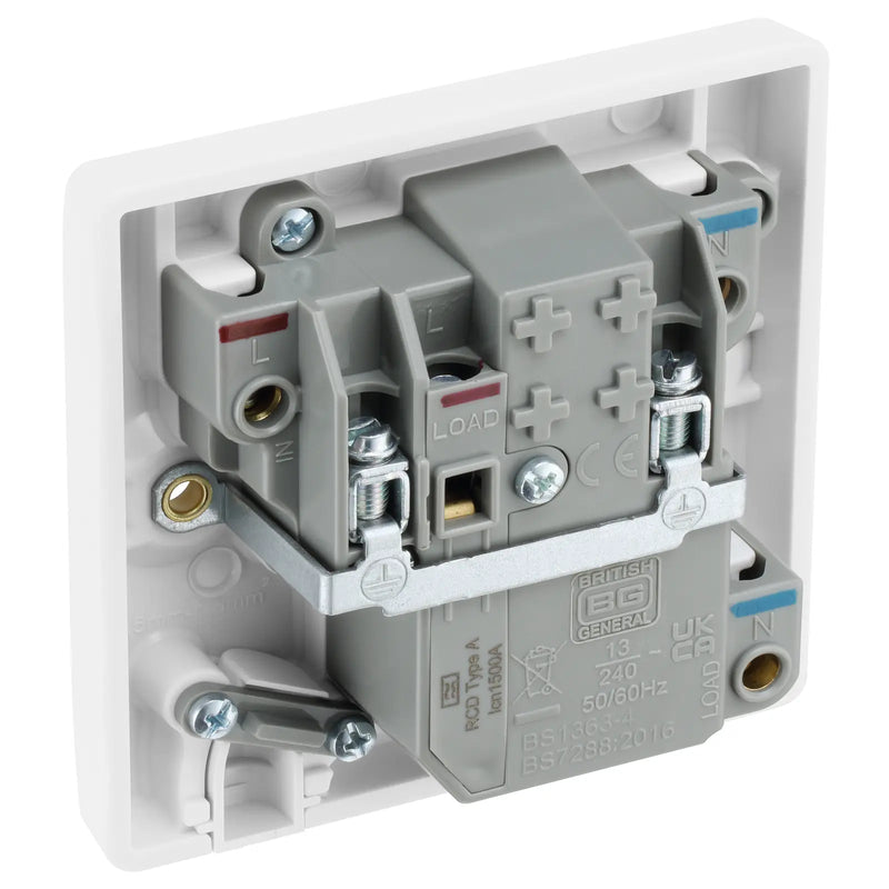 BG Electrical 800 Series - Fused unswitched,with Type A RCD and flex outlet