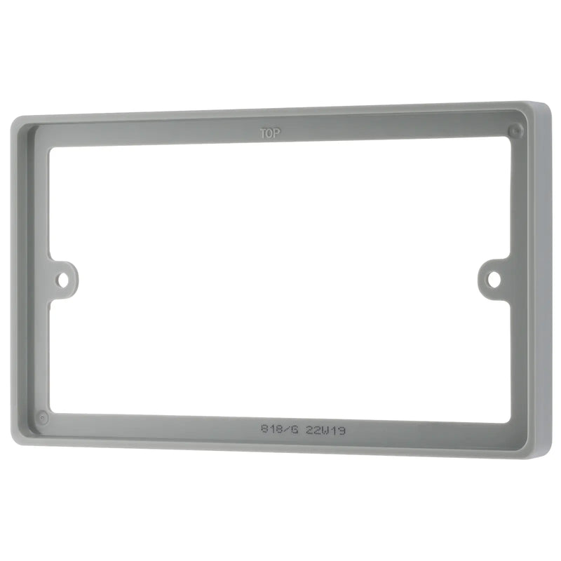 BG Electrical 800 Series - Double, 10mm rectangular spacer