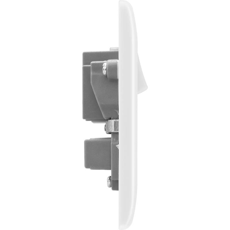 BG Electrical 800 Series - 5A, Single, switched, round pin