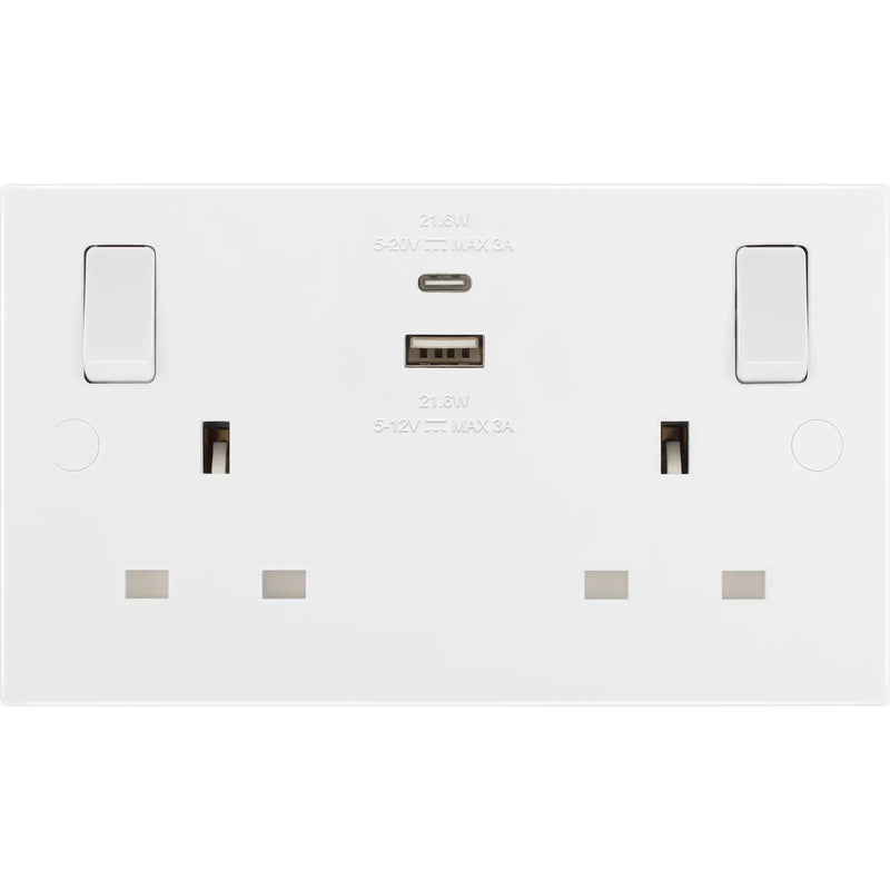 BG Electrical 900 Series - Double switched single pole, with USB A + C (22W)