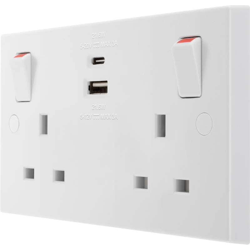 BG Electrical 900 Series - Double switched single pole, with USB A + C (22W)