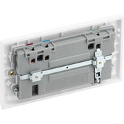 BG Electrical 900 Series - Double switched single pole, with USB A + C (22W)