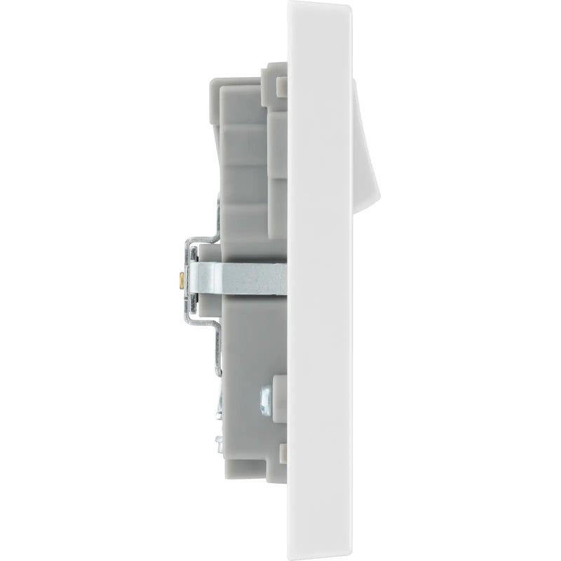 BG Electrical 900 Series - Double switched single pole, with USB A + C (22W)