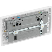BG Electrical 900 Series - Double switched single pole, with 2 x USB A + 1 x USB C (15W)