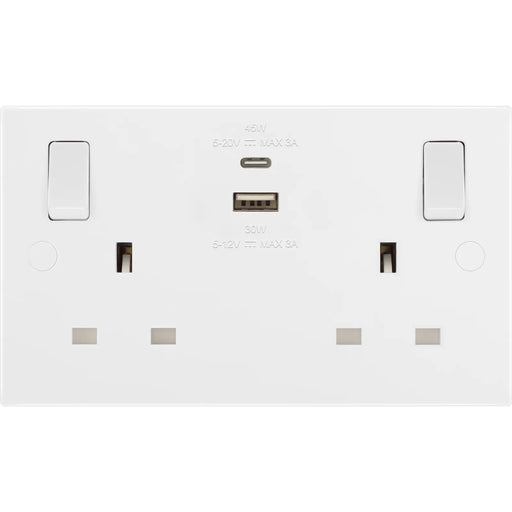 BG Electrical 900 Series - Double switched single pole, with USB A + C (45W)