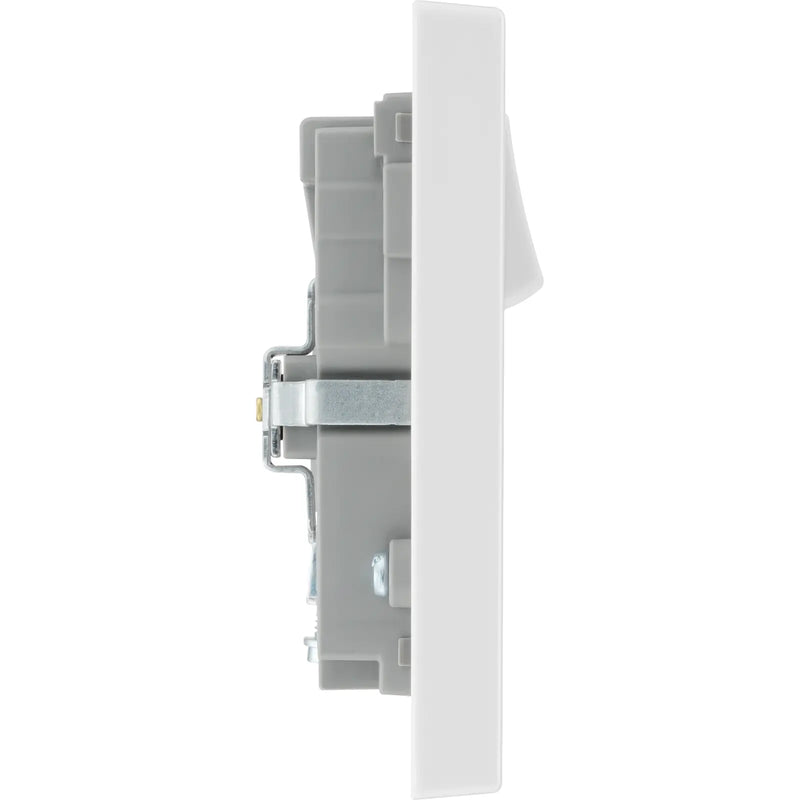 BG Electrical 900 Series - Double switched single pole, with USB A + C (45W)