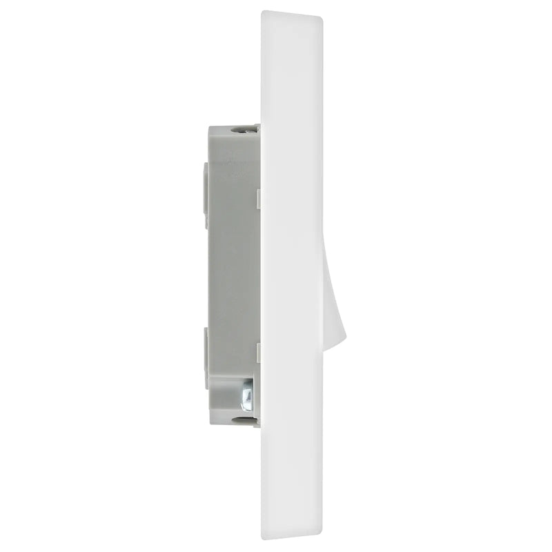 BG Electrical 900 Series - Quadruple, 2 way switch