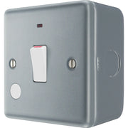 BG Electrical Metal Clad - 20A, double pole, with indicator