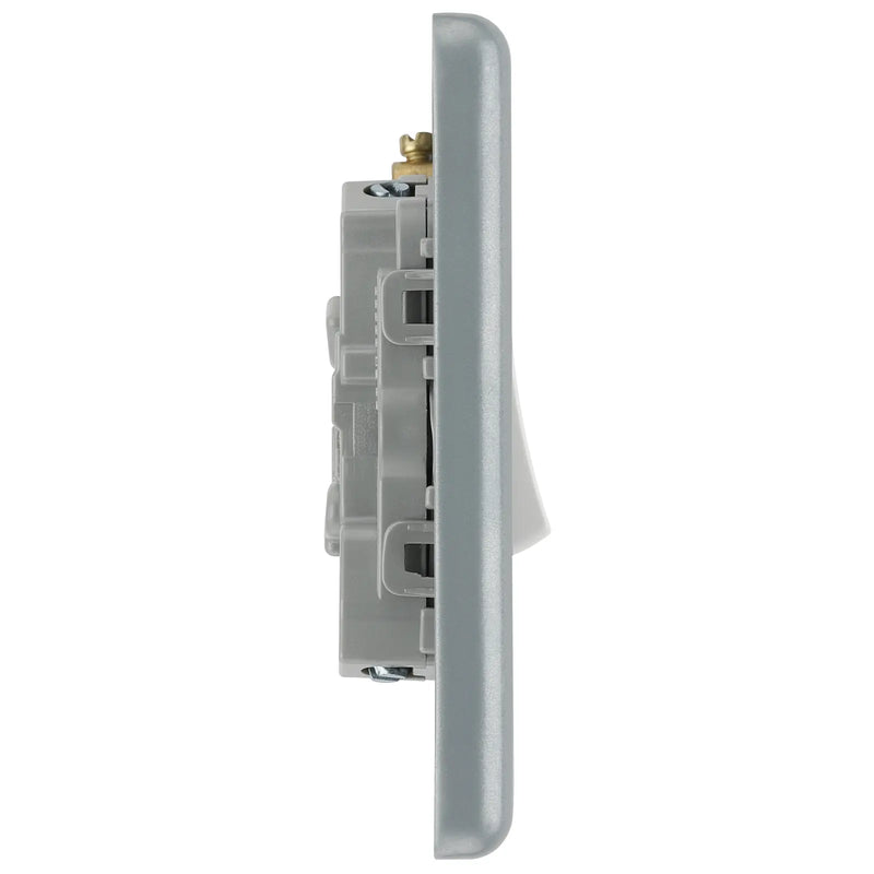 BG Electrical Metal Clad - Triple, 2 way switch