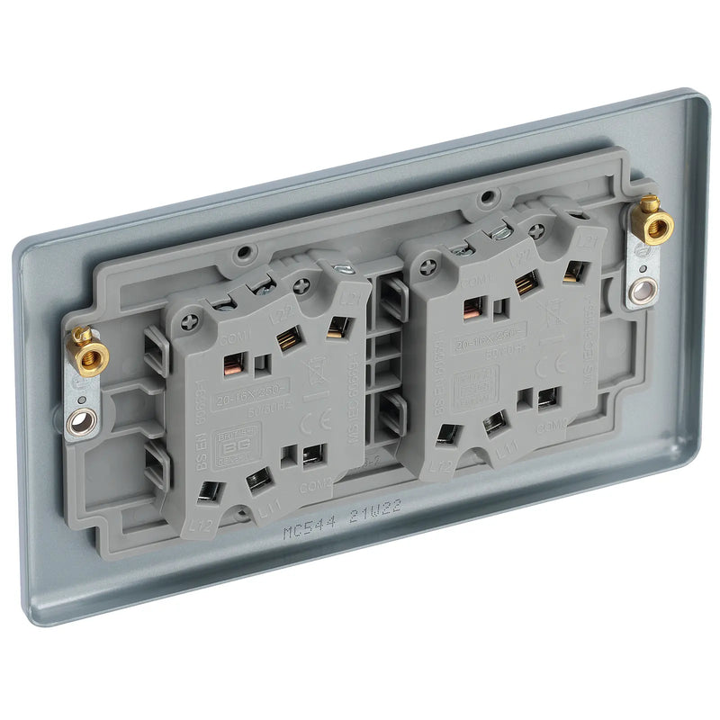 BG Electrical Metal Clad - Quadruple, 2 way switch