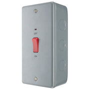 BG Electrical Metal Clad - 45A, double pole, large plate, with indicator