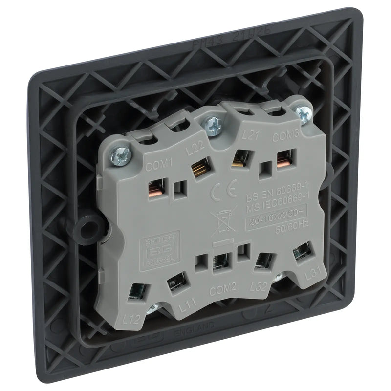 BG Electrical Part M - Triple, 2 way switch