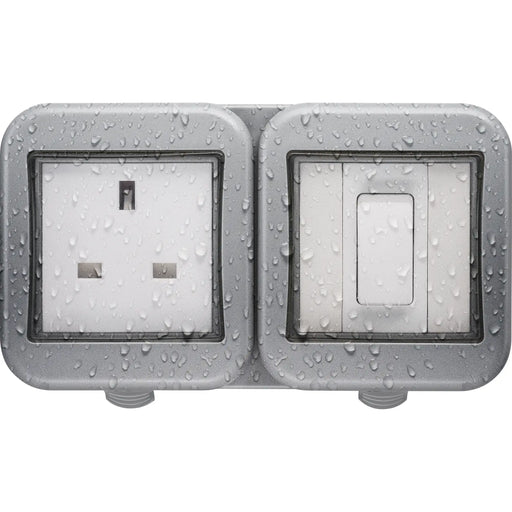 BG Electrical Weatherproof IP55 - Single socket with single switch, IP55
