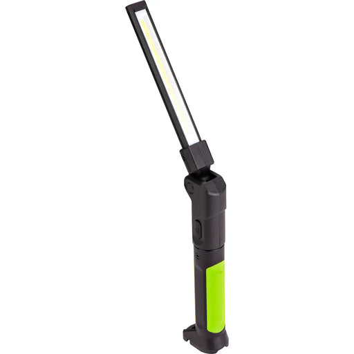 Luceco Slim Torch - This slim torch is designed to withstand construction and DIY environments. With an IK07 impact rating, you can use it confidently knowing that it will remain functional, even in tough conditions.