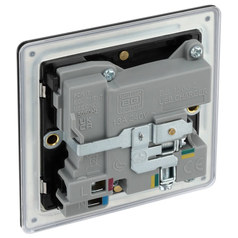 BG Electrical Flatplate Screwless Matt Black - Single, switched, single pole, with 1 x USB A + 1 x USB C