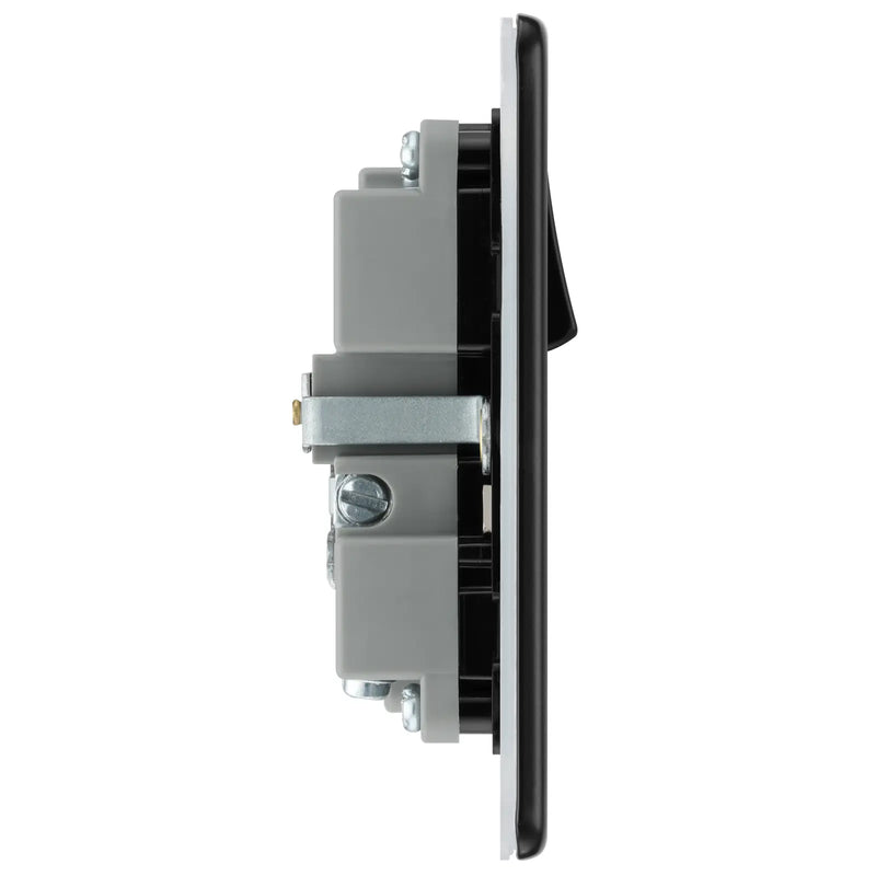 BG Electrical Flatplate Screwless Matt Black - Single, switched, single pole, with 1 x USB A + 1 x USB C