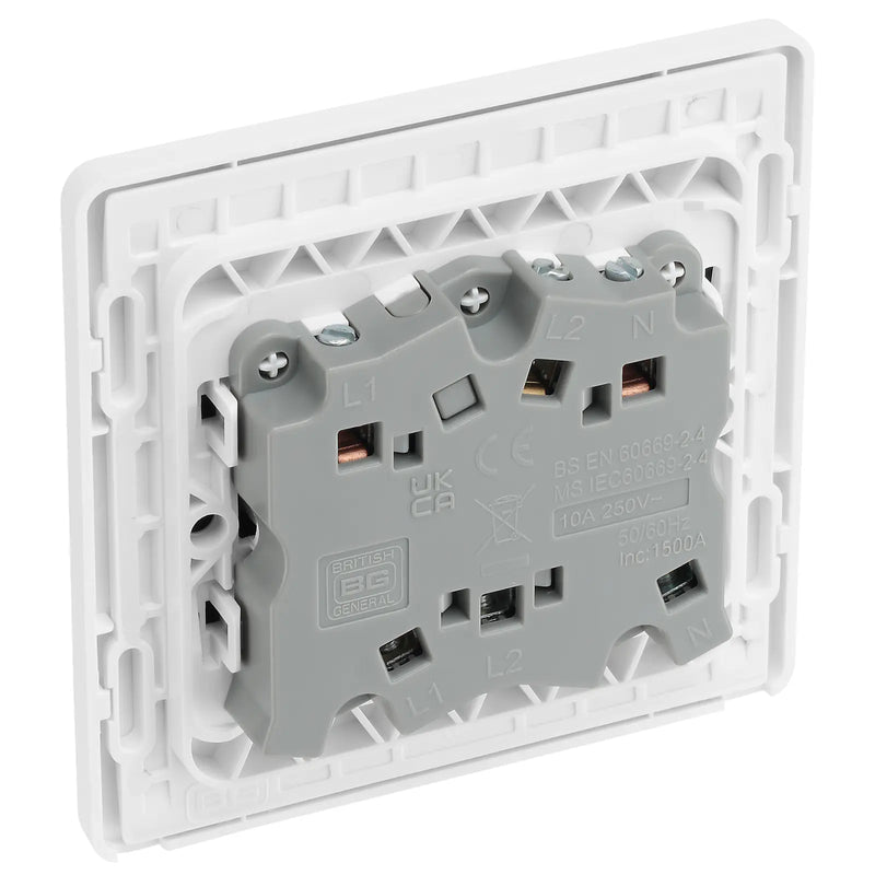 BG Electrical Evolve Pearlescent White - Triple pole fan isolator