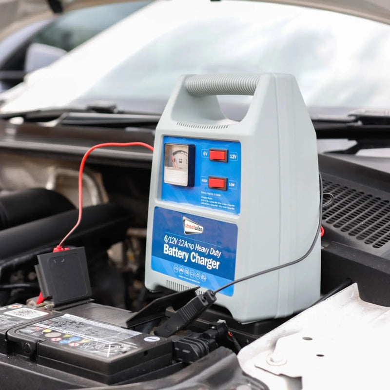 Streetwize Battery Charger - Plastic Case 6/12V 12 Amp