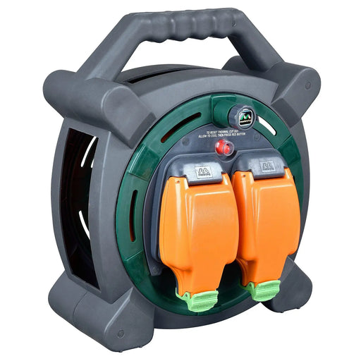 Masterplug Outdoor - Weatherproof, 20m, 2 Sockets, 13A, Green