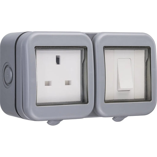 BG Electrical Weatherproof IP55 - Single socket with single switch, IP55