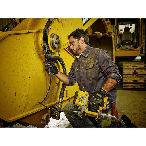 Dewalt Power Tools DCGG571M1 Cordless XR Grease Gun 18V 1 x 4.0Ah Li-ion