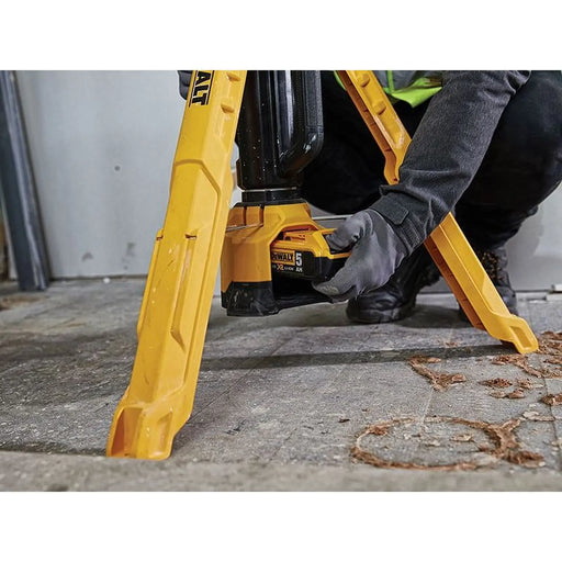 DeWALT Power Tools DeWalt DCL079 XR LED Tripod Light with Adjustable Brightness