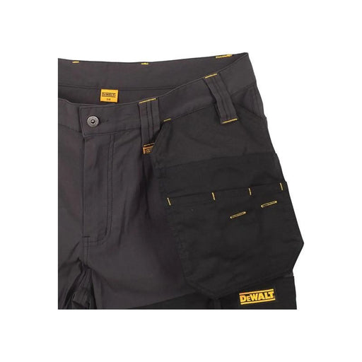 DeWALT Power Tools DeWalt Hamden Holster Pocket Shorts 32in Heavy Duty