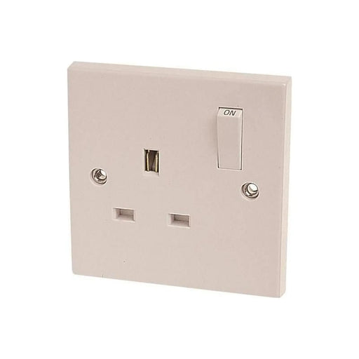 Dencon 1-Gang 13A Switched Socket White