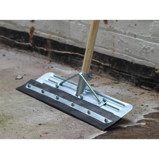 Faithfull Heavy-Duty Straight Yard Squeegee 22in (559mm)