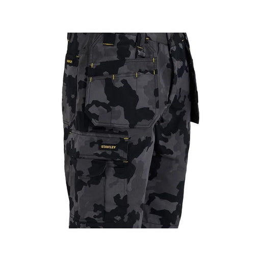 Stanley® Clothing Hanley Holster Shorts Black Camouflage Waist 32in