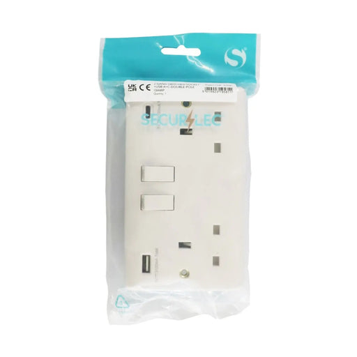Securlec 2 Gang Switched Socket Double Pole With USB A + C Round Edge
