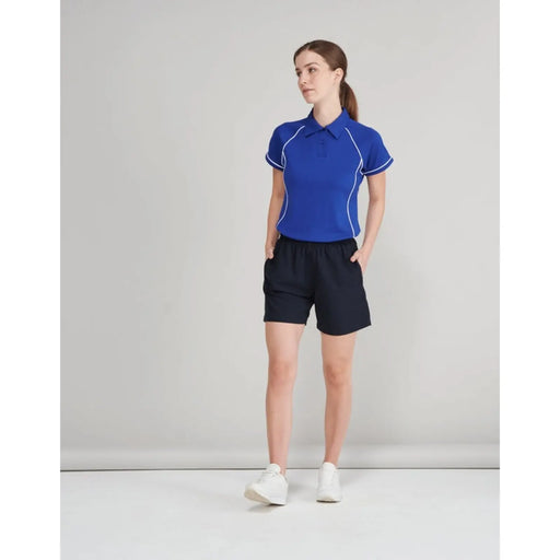 Finden  Hales Female Short Black Medium