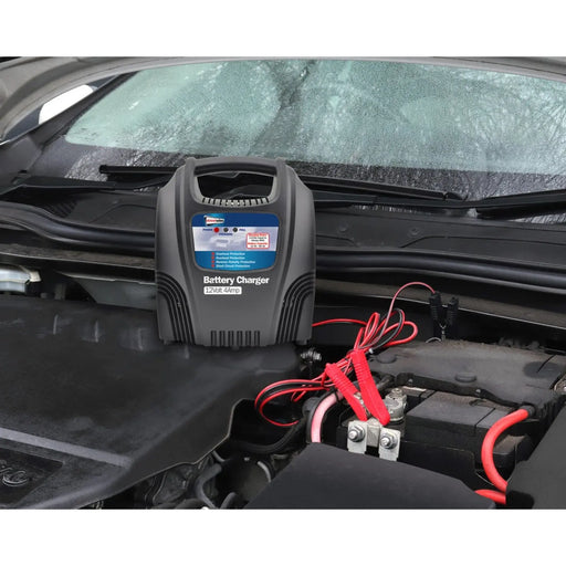 Streetwize Battery Charger - Plastic Cased 12V/4Amp