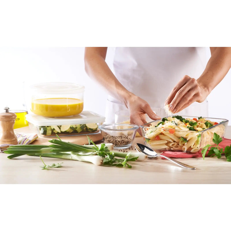 Pyrex Rectangular Dish With Lid 2.6L
