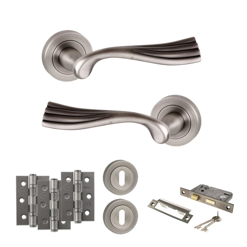 Atlantic Old English Richmond Door Handle Pack (3 Lever Lock Set - 2.5" CE Sashlock, 3" Fire Rated Hinges x3)